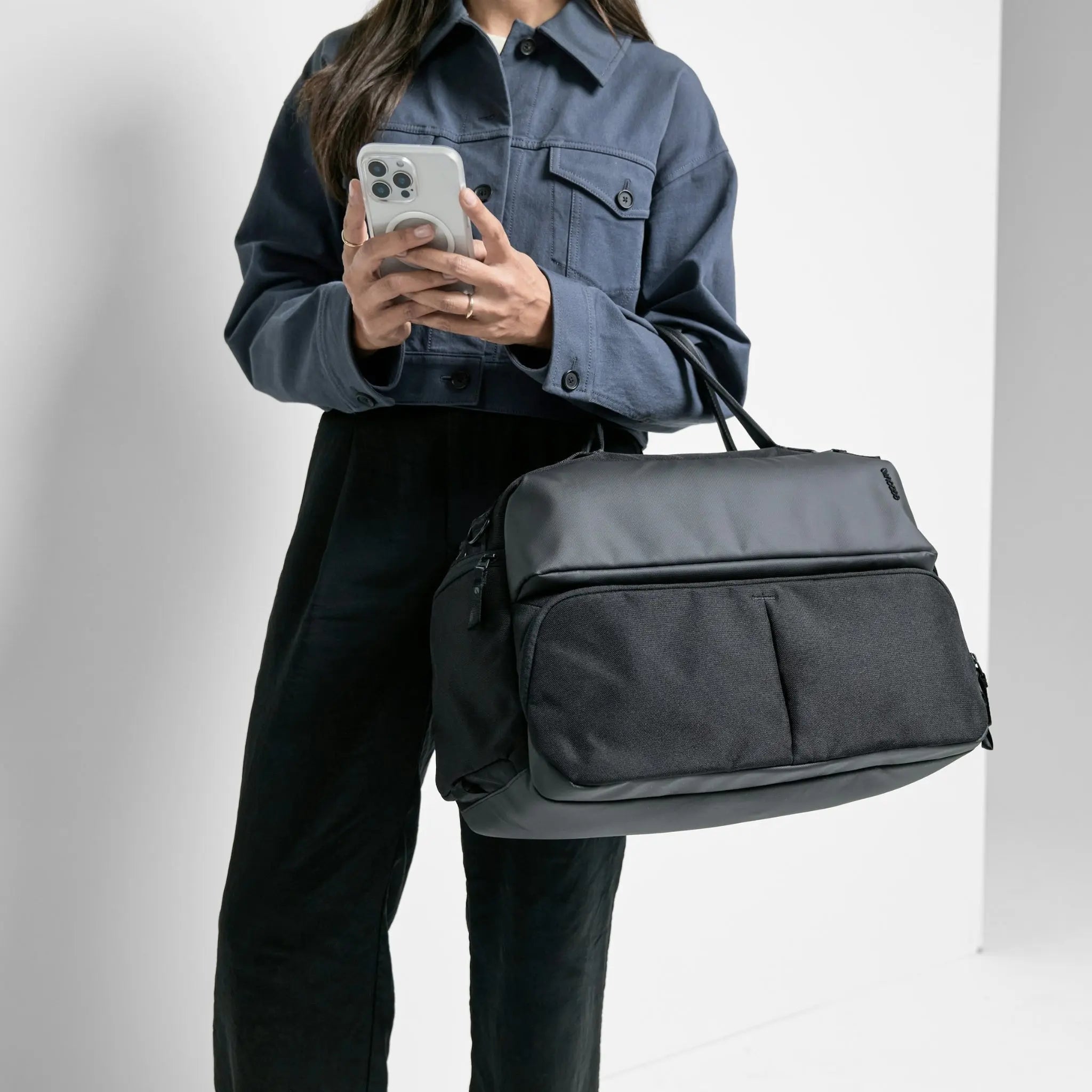 Incase INCO100686-BLK handbag/shoulder bag Recycled polyester Black Boy/Girl Messenger bag