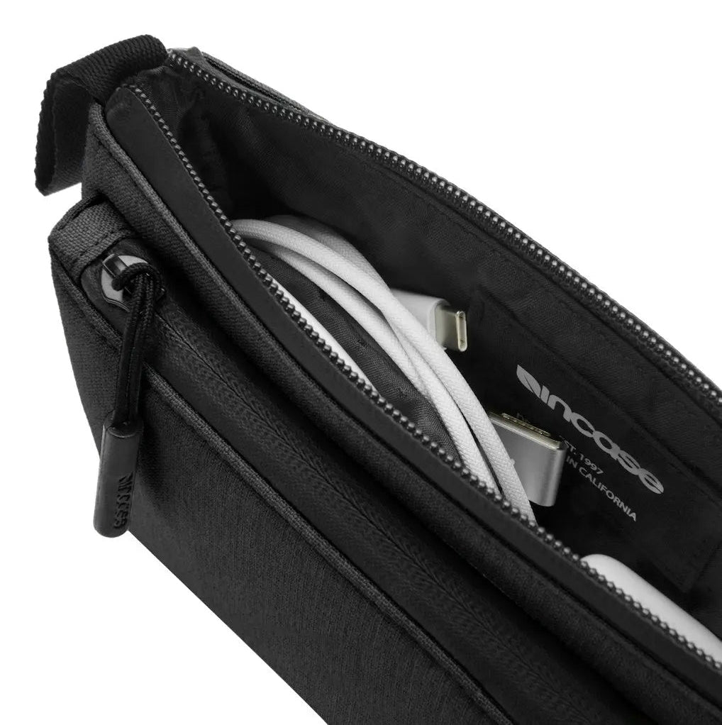 Incase INTR200733-BLK handbag/shoulder bag Polyester, Polyurethane (PU) Black Unisex