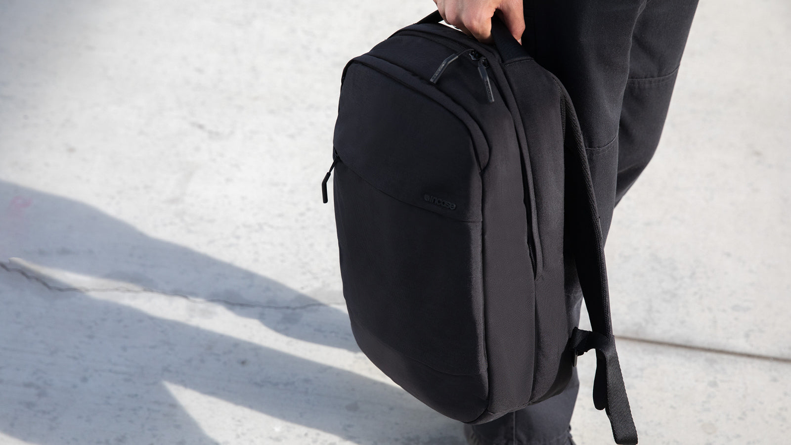 Incase City Compact backpack Casual backpack Black Cordura