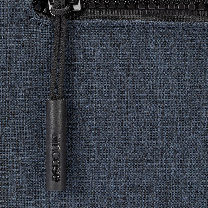 Incase INMB100727-NVY laptop case 35.6 cm (14") Sleeve case Navy