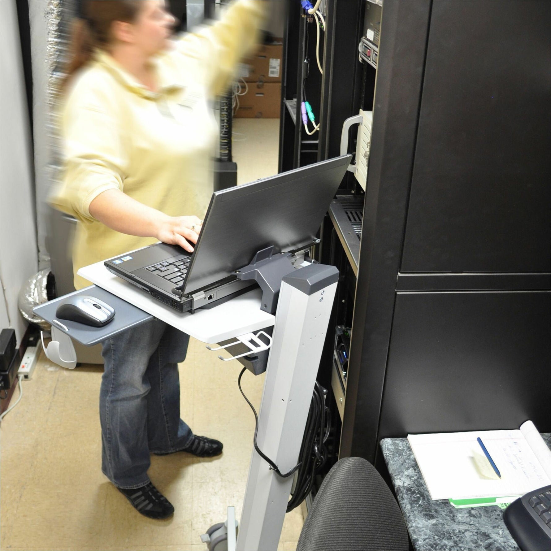 Ergotron Neo-Flex Laptop Trolley - Alternate view 6