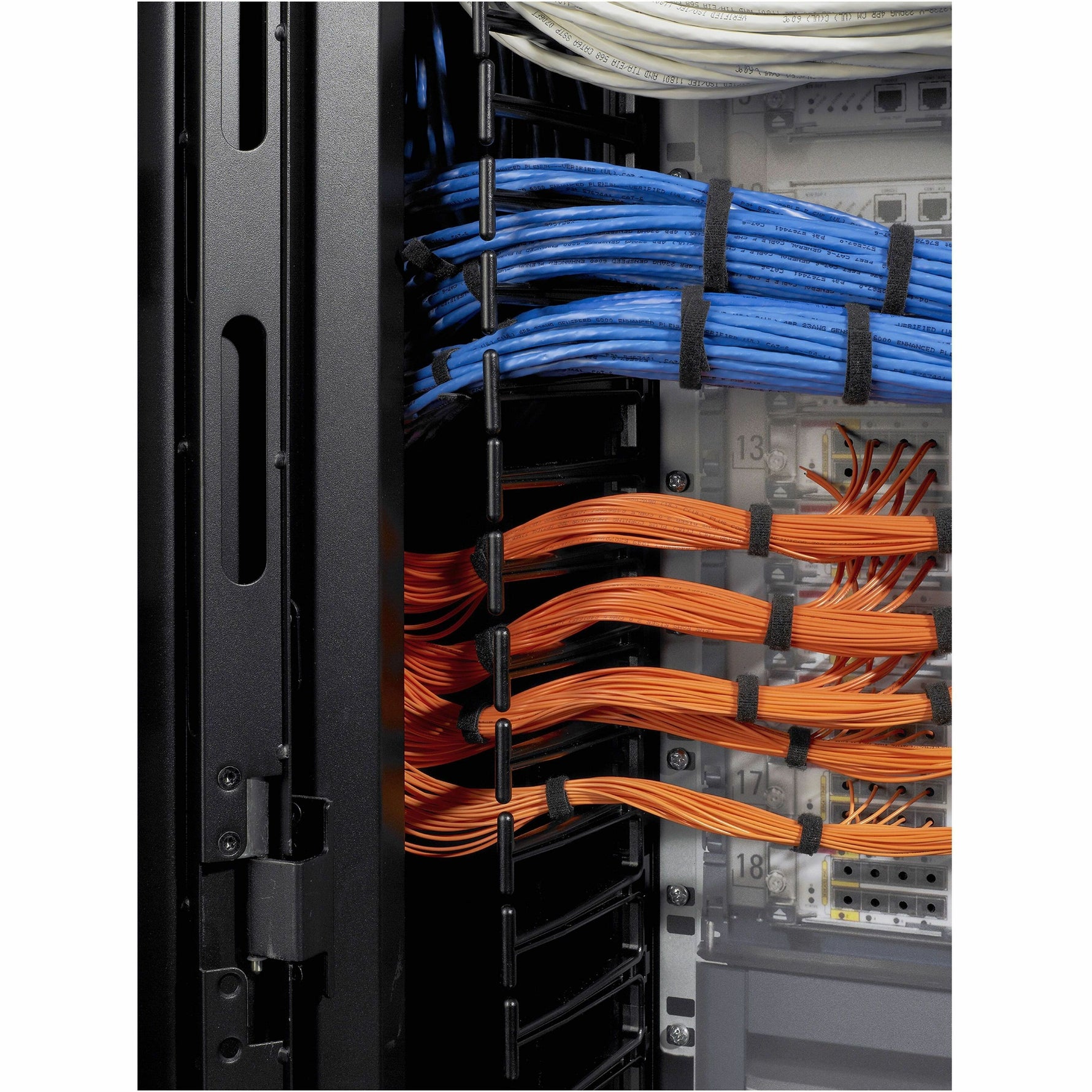 APC NetShelter SX 42U Floor Standing Rack Cabinet for Networking, Airflow System - 482.60 mm Rack Width - Black - TAA Compliant - Alternate view 14