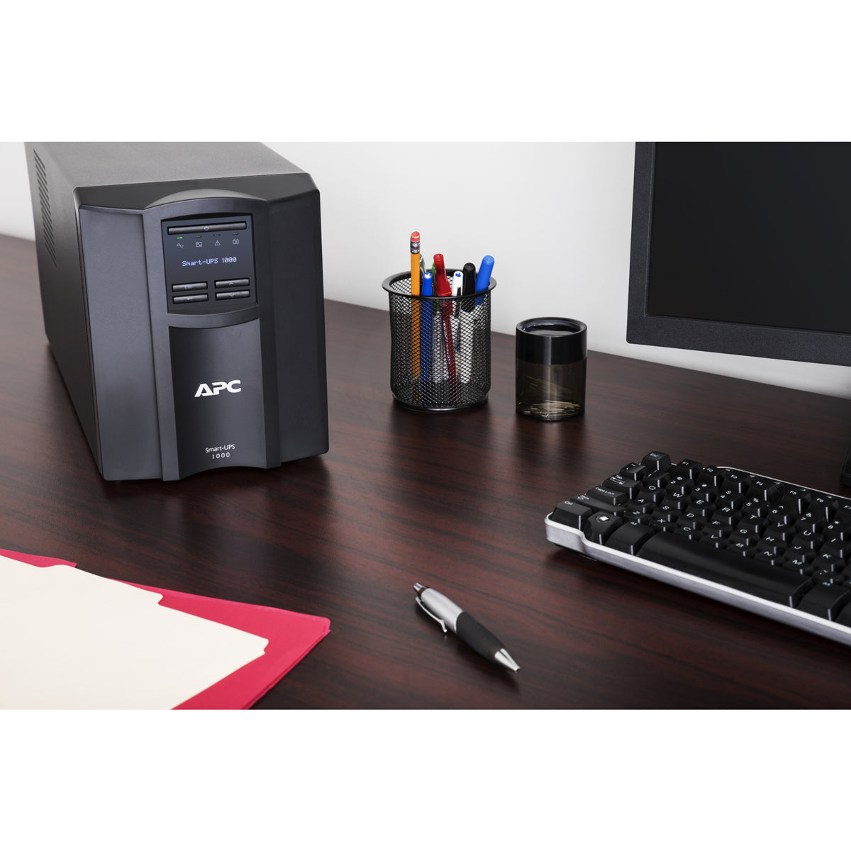 APC by Schneider Electric Smart-UPS Line-interactive UPS - 1 kVA/700 W