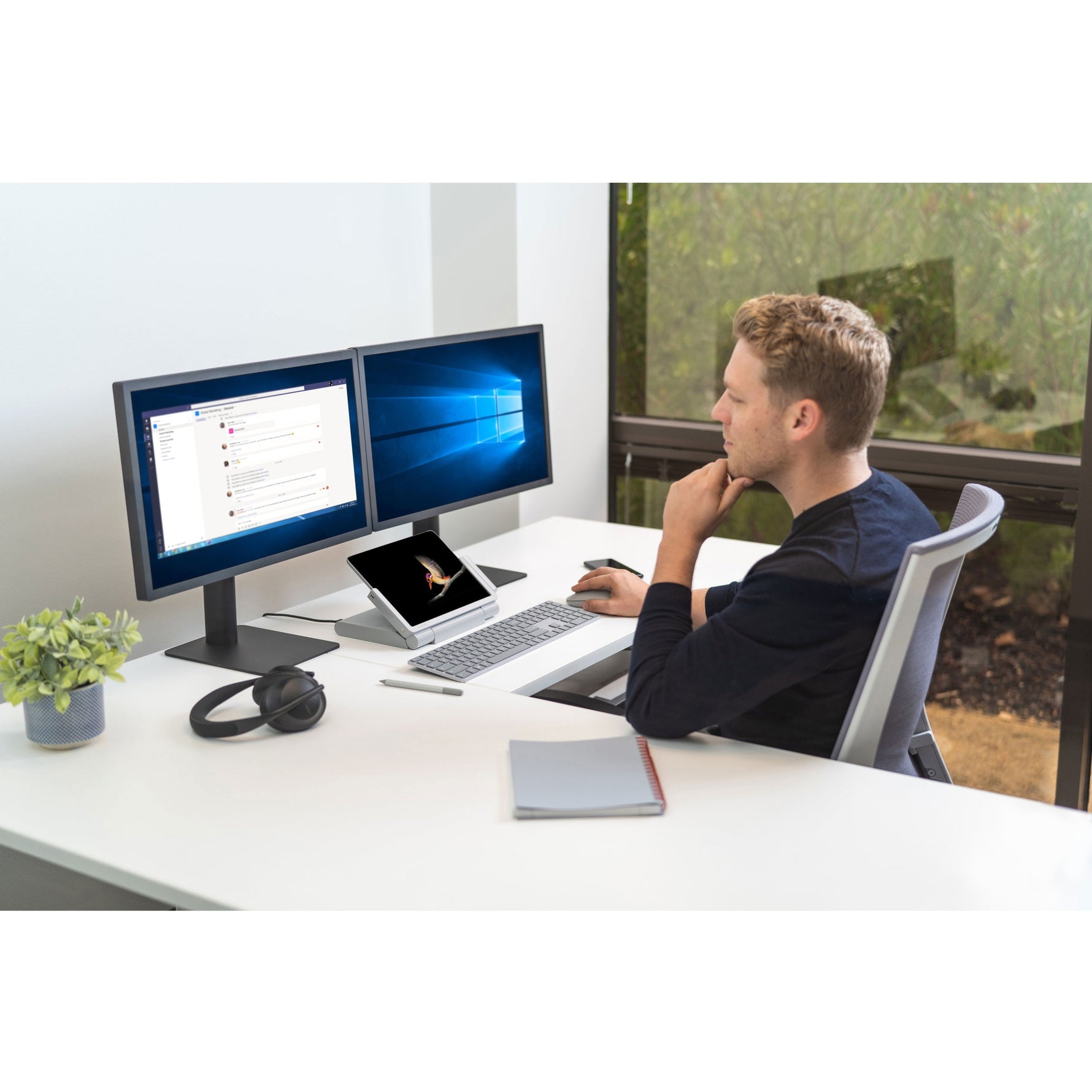 Kensington SureTrack Mouse - Bluetooth/Radio Frequency - USB 2.0 Type A - Optical - 3 Button(s) - Black - TAA Compliant - Alternate view 6
