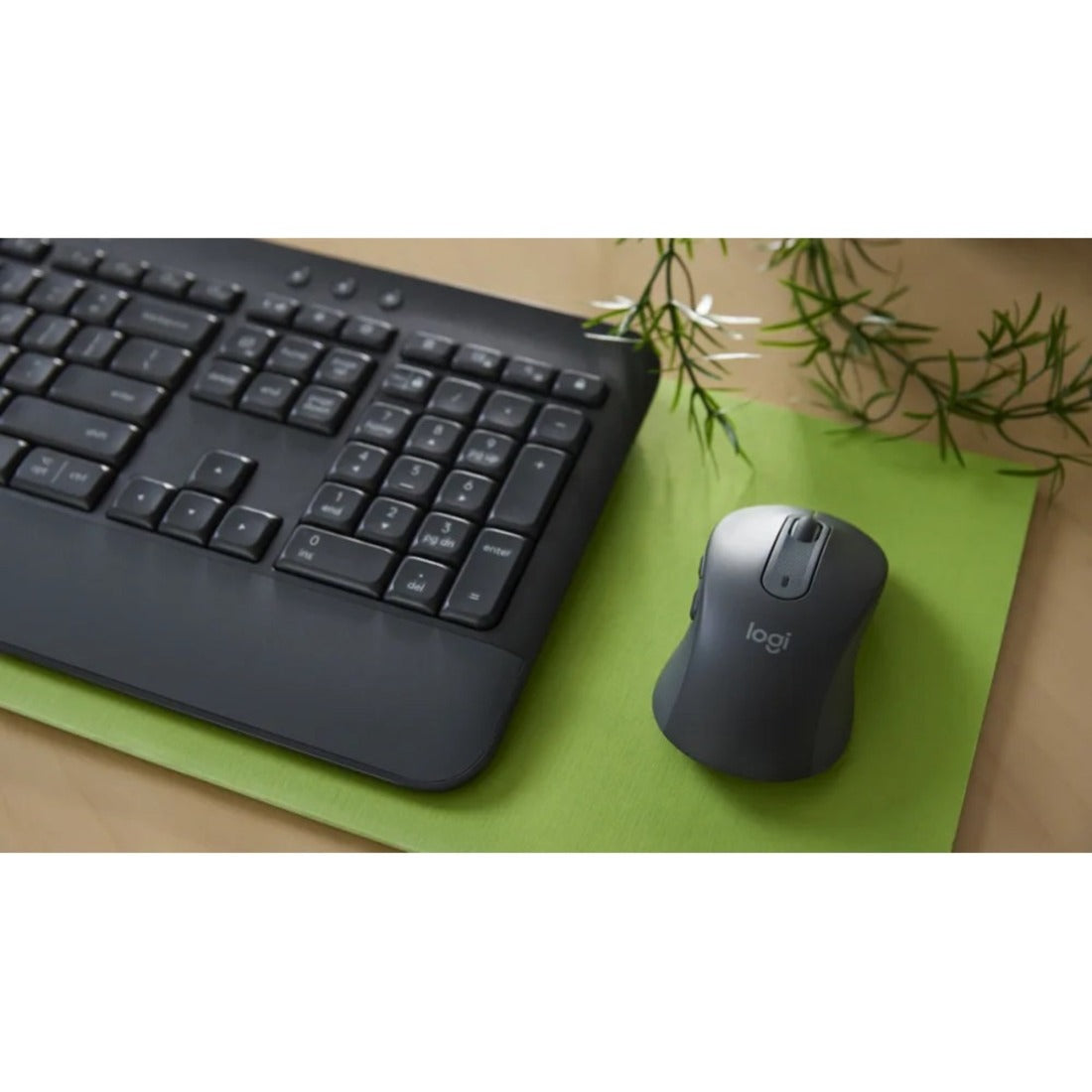 Logitech Signature MK650 Keyboard & Mouse - English (US) - Alternate view 9