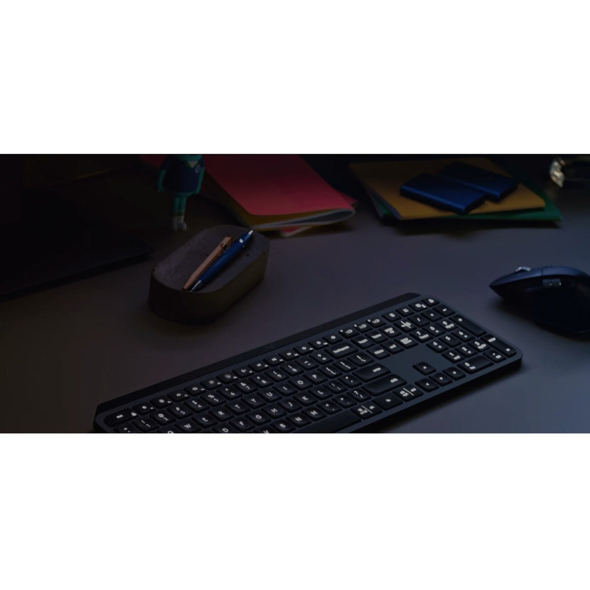 Logitech MX Keys for Business Keyboard - Wireless Connectivity - English (US) - Graphite - Alternate view 10