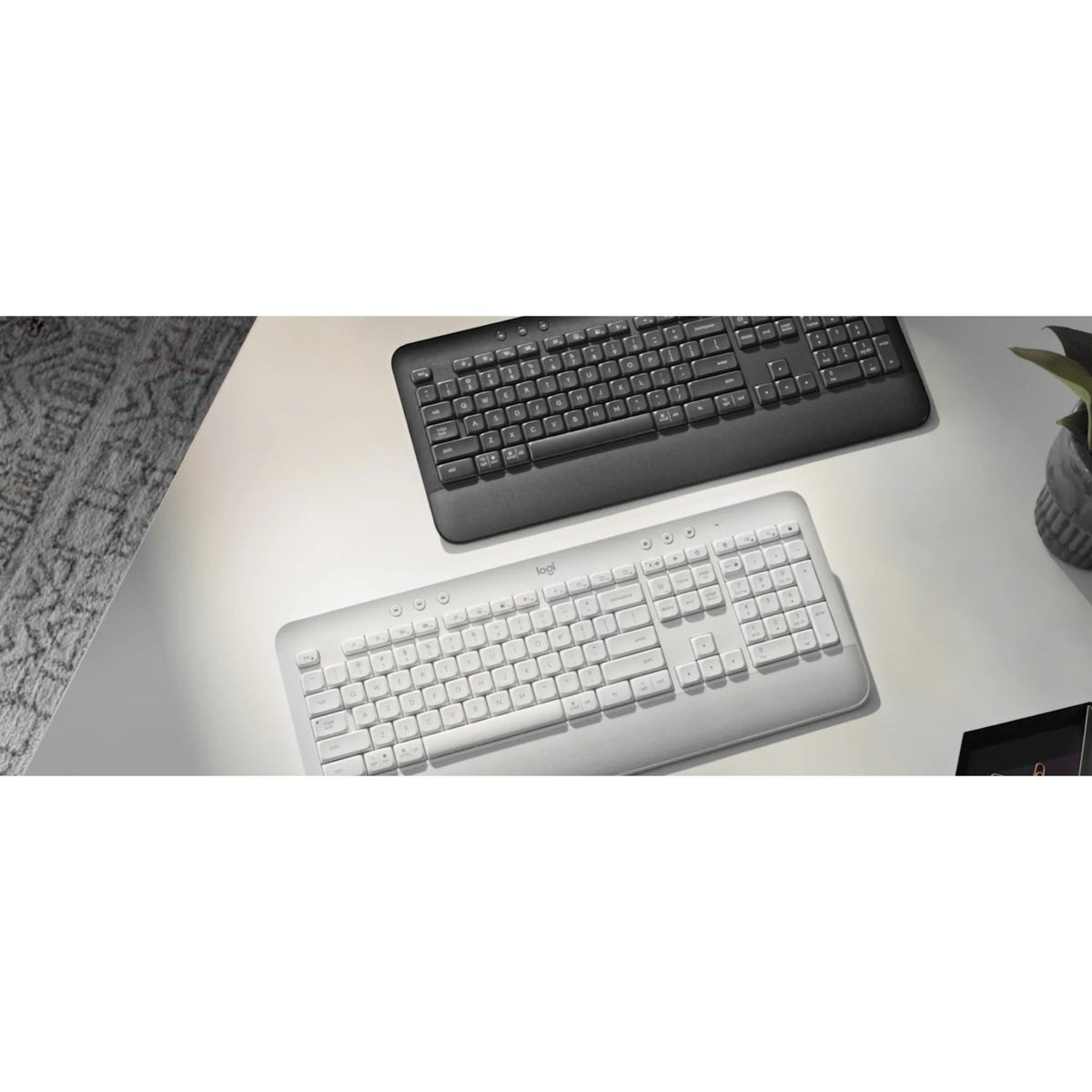 Logitech Signature K650 Keyboard - Wireless Connectivity - English - Graphite