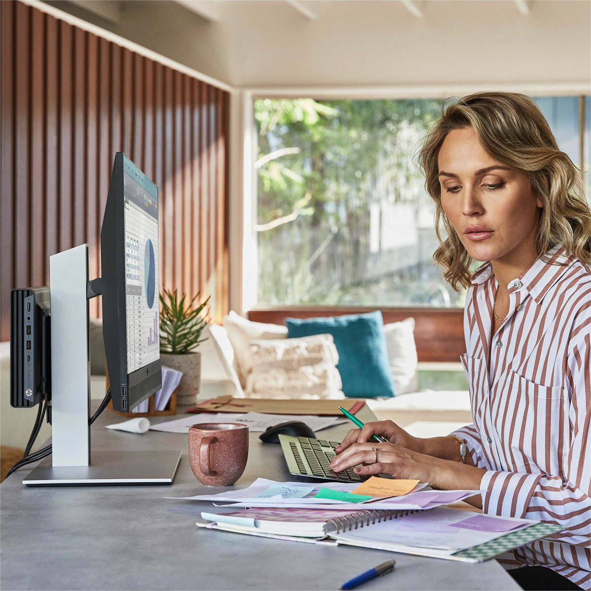 HP Elite Mini 800 G9 Desktop Computer - Intel Core i5 14th Gen i5-14500T - vPro Technology - 16 GB - 512 GB SSD - Desktop Mini