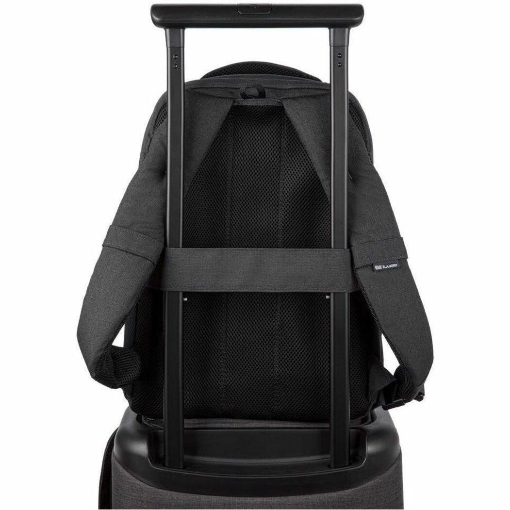 Incase Facet Carrying Case (Backpack) for 40.6 cm (16') Apple MacBook Pro - Black - Alternate view 9
