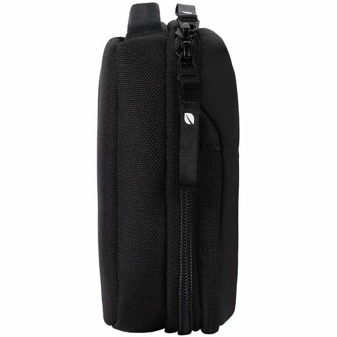 Incase A.R.C. Carrying Case Accessories - Black - Right view