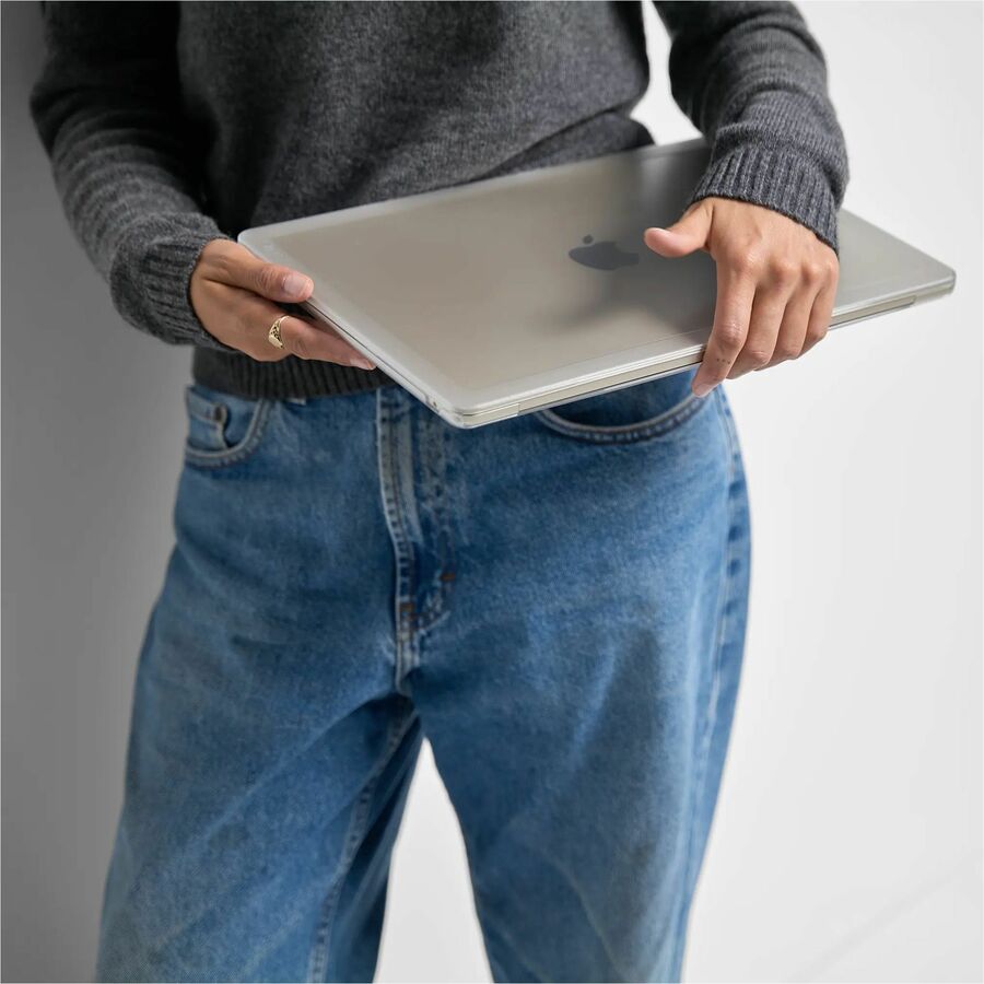 Incase INMB200753-CLR - Edge Hard MB 14 Pro Clr