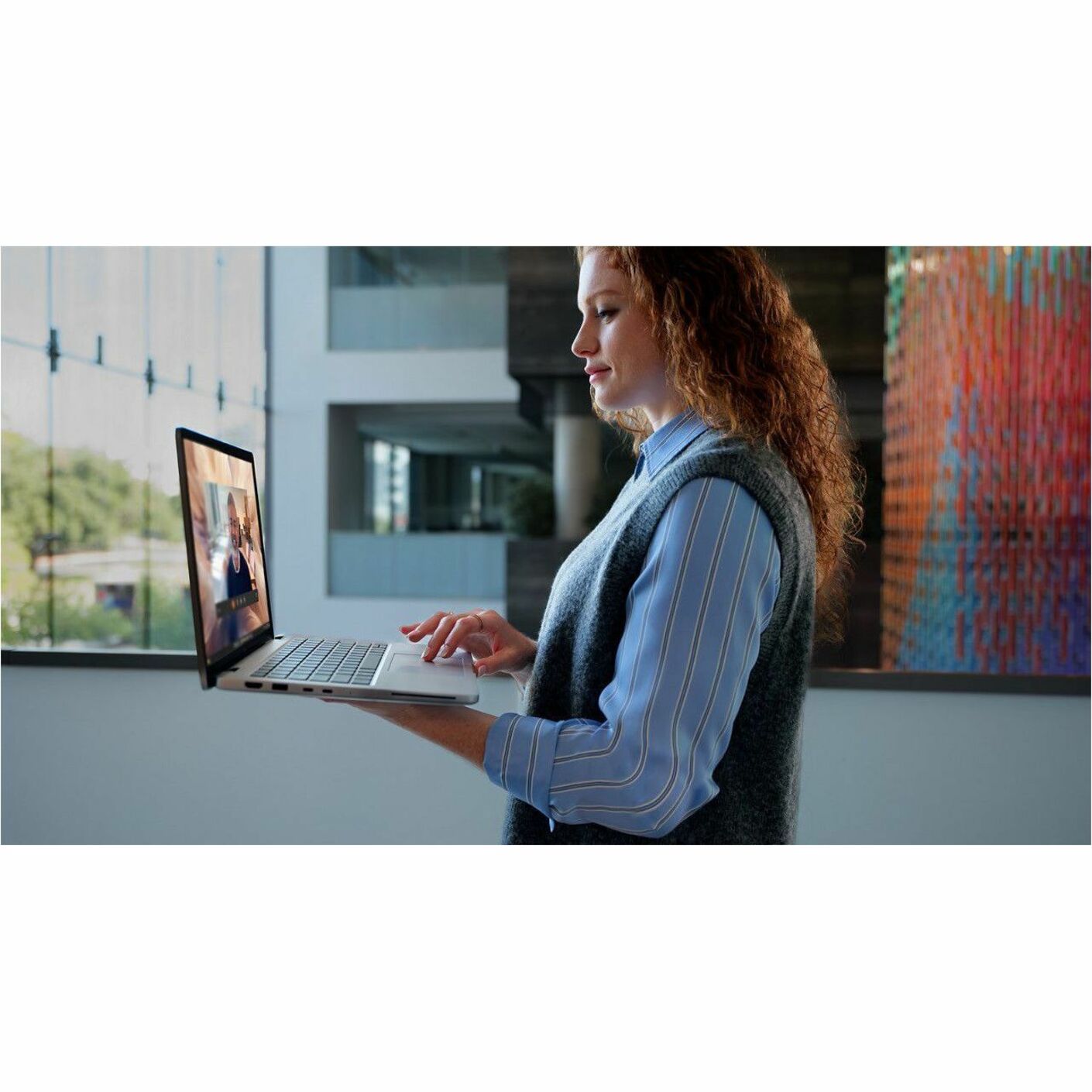 Dell Pro 16 Plus PB16250 16' Clamshell Copilot+ PC Notebook - Full HD Plus - 60 Hz - Intel Core Ultra 7 268V - vPro Technology - 32 GB - 512 GB SSD - Alternate view 15
