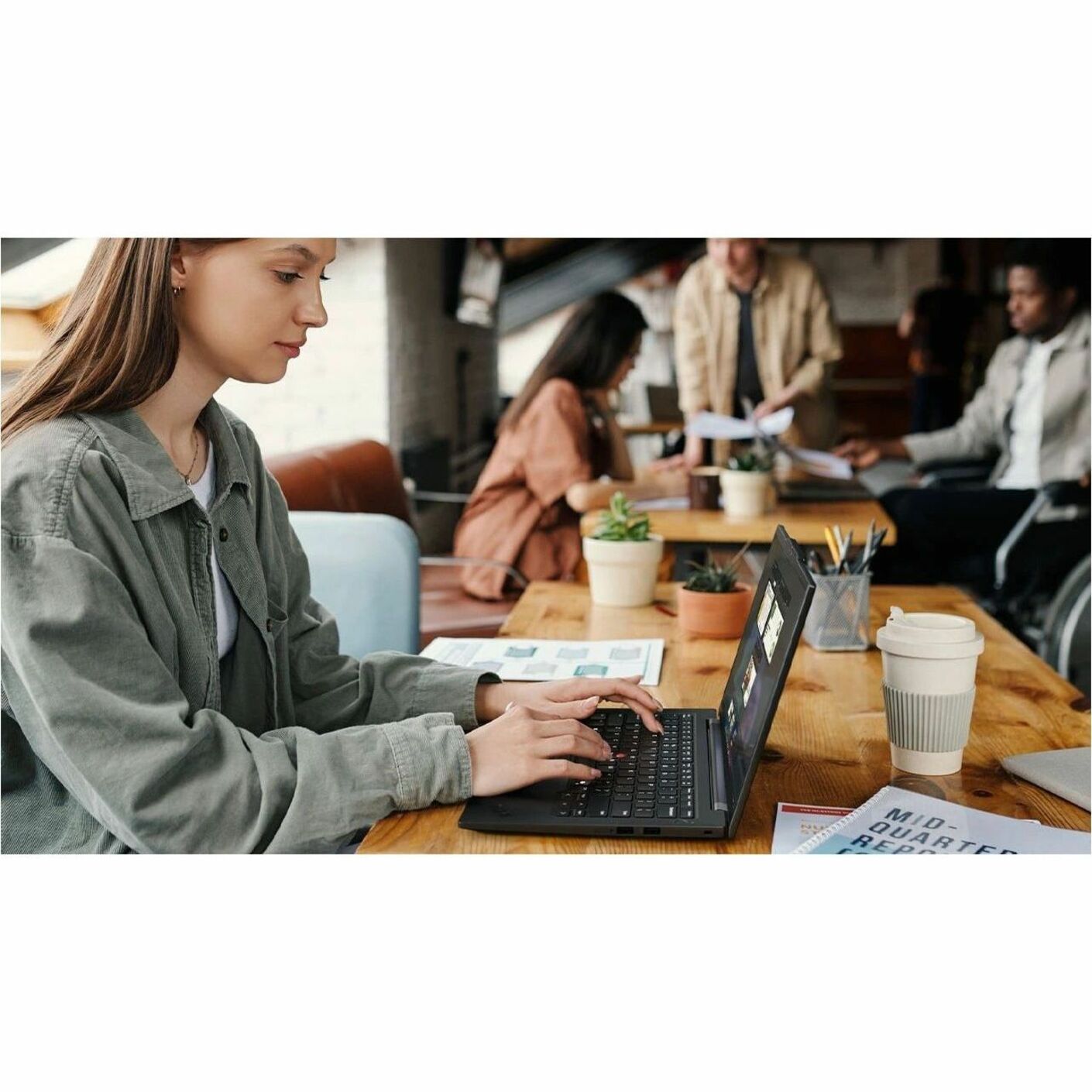 Lenovo ThinkPad T14s Gen 6 21R1002KAU 14' Notebook - WUXGA - 60 Hz - Intel Core Ultra 7 255H - 32 GB - 512 GB SSD - English Keyboard - Black