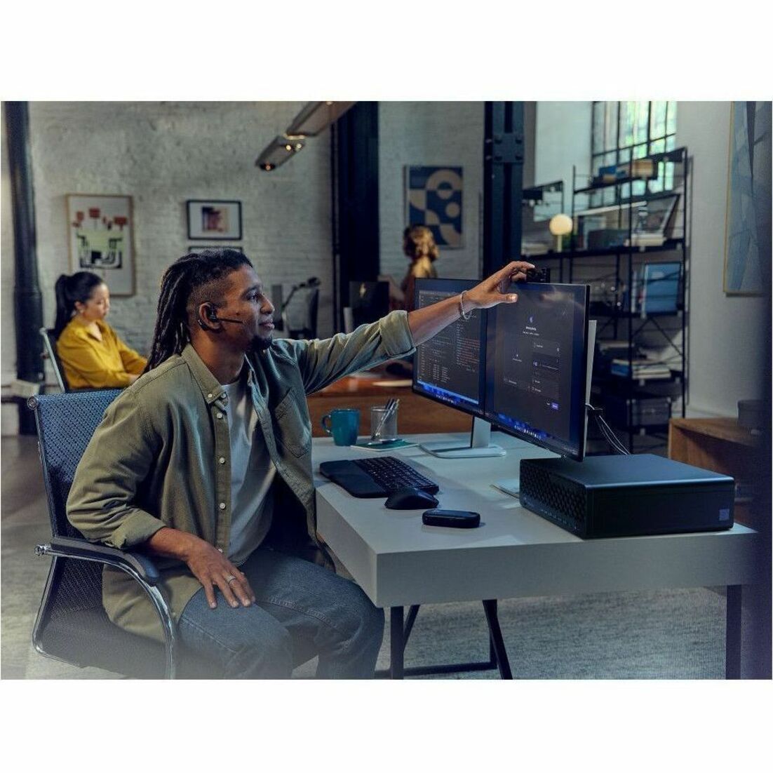 HP EliteDesk 8 G1i Desktop Computer - Intel Core Ultra 7 265 - 32 GB - 1 TB PCI Express NVMe SSD - Small Form Factor - Jack Black