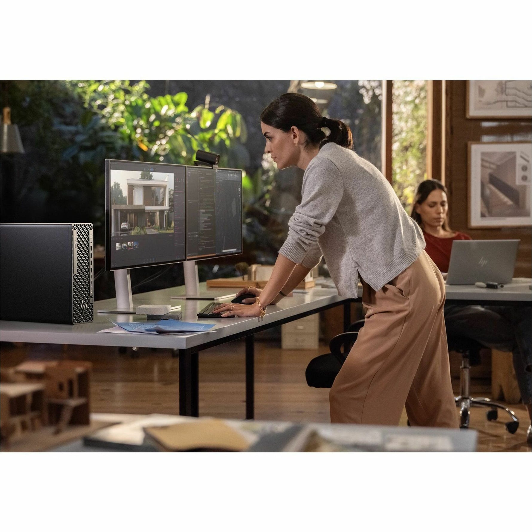 HP Z2 G1i Workstation - 1 x Intel Core Ultra 9 285 - 32 GB - 1 TB SSD - Small Form Factor - Black