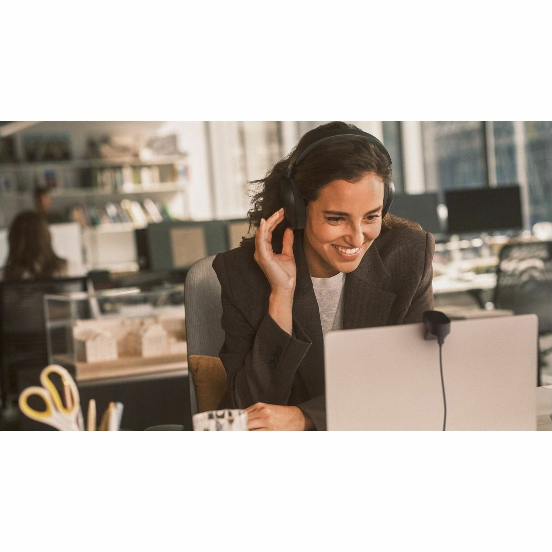 Jabra Evolve3 85 Wired/Wireless Over-the-ear, Over-the-head Stereo Headset - Black