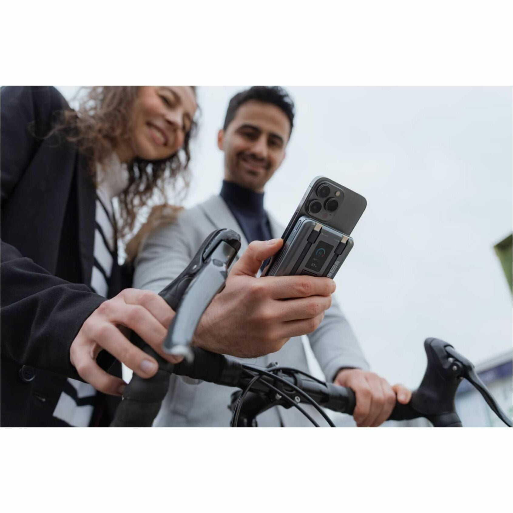 Verbatim Charge 'n' Go Power Bank - Grey - Alternate view 9