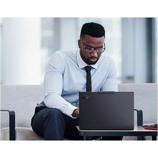 Lenovo ThinkPad X1 Carbon Gen 14 Aura Edition 21V7009QAU 14' Copilot+ PC Ultrabook - 2.8K - Intel Core Ultra 7 355 - Intel Evo Platform - 32 GB - 512 GB SSD - English (US) Keyboard - Black - Alternate view 13