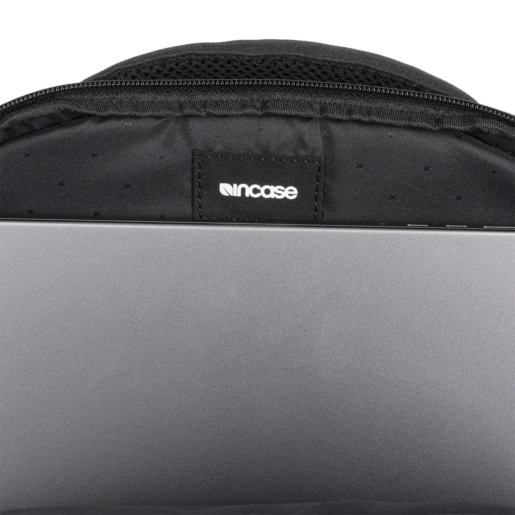 Incase Facet Backpack 20L - Black