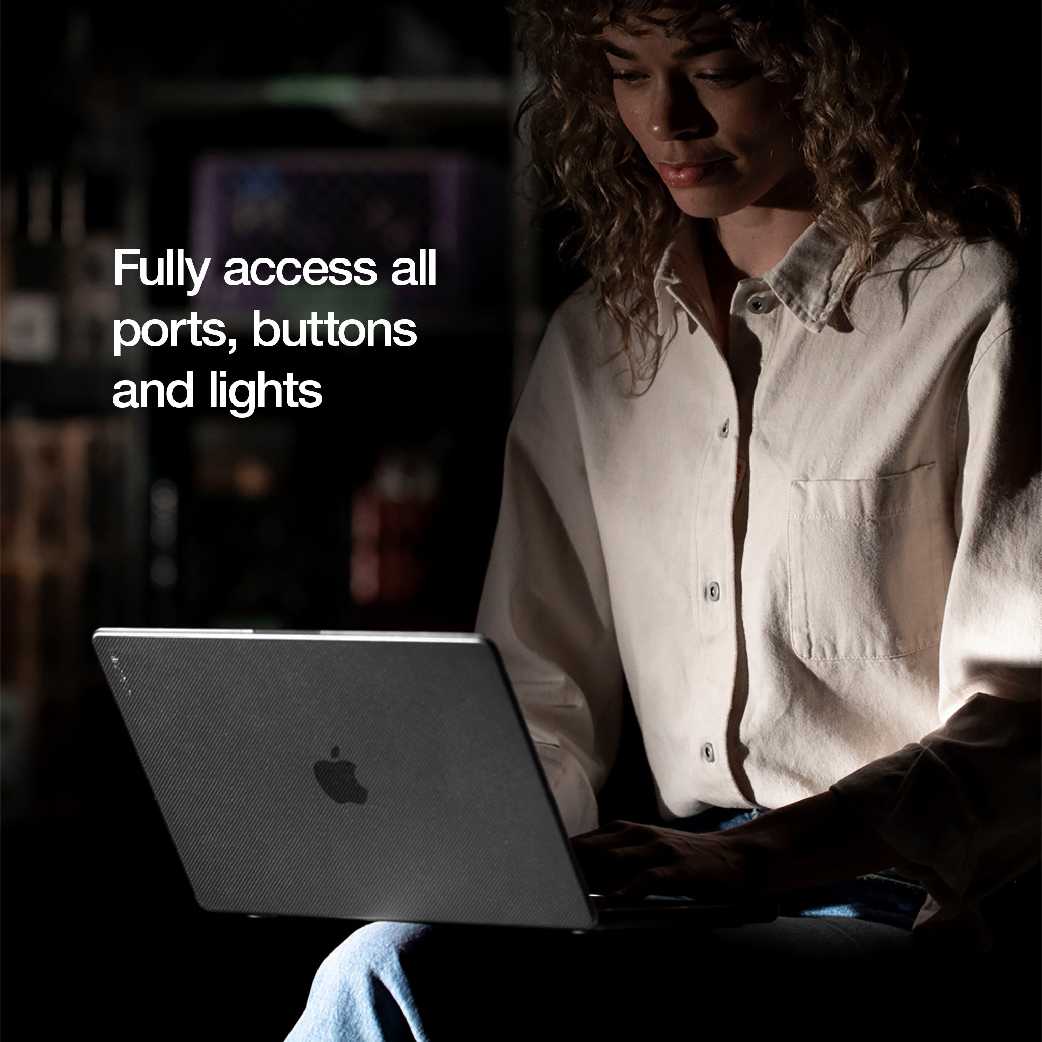 Incase Dots Hardshell Case with Makrolon® for 13-inch MacBook Air (M2-M4, 2022-2025)