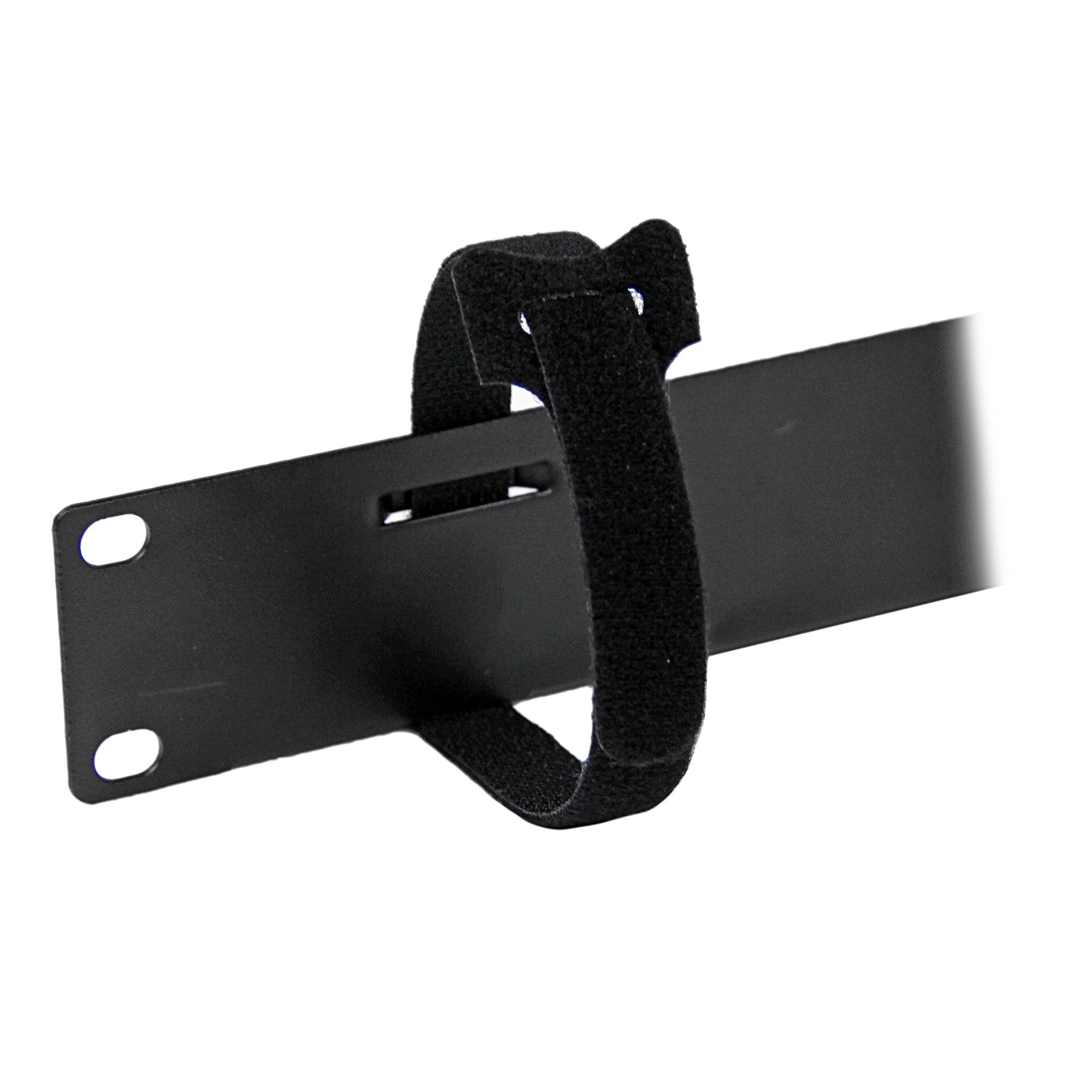 StarTech.com Cable Management Panel with Hook and Loop Strips for Server Racks - 1U