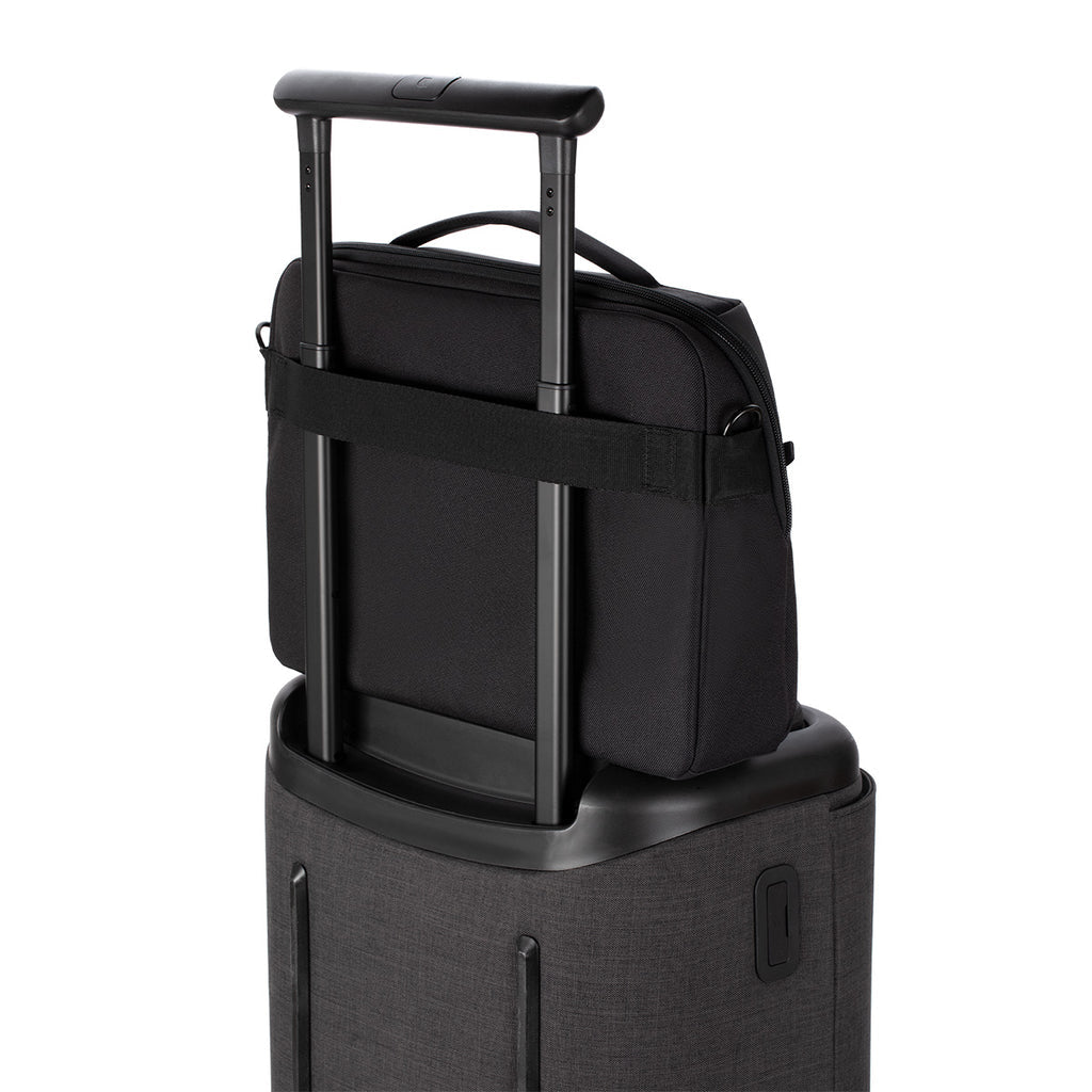 Incase A.R.C. Brief With ReSpun 100% Recycled Polyester