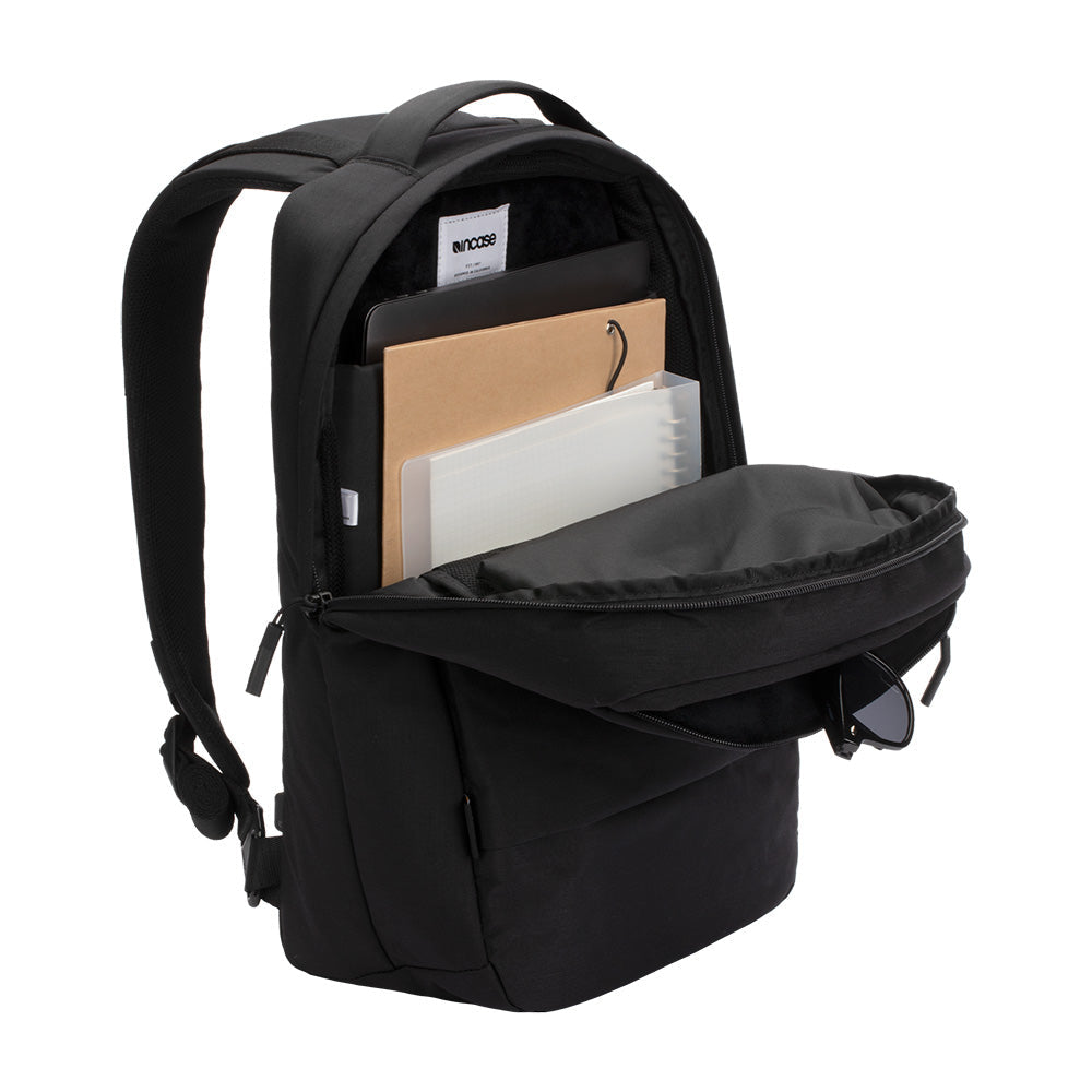 Incase City Compact backpack Casual backpack Black Cordura