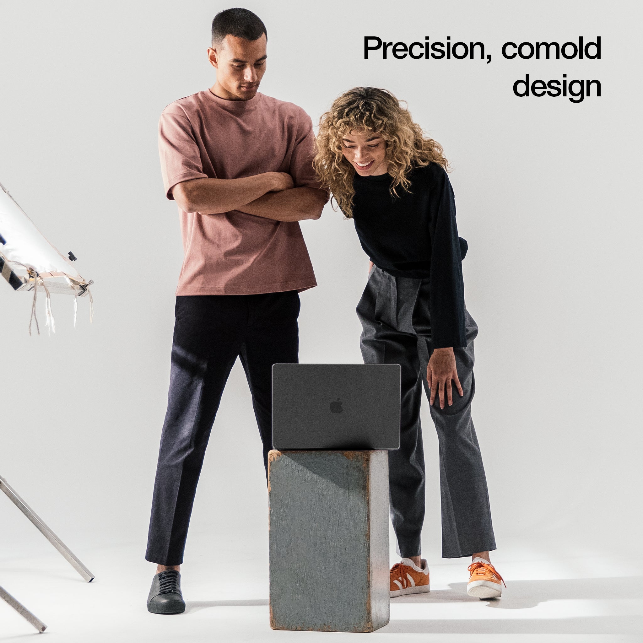 Incase Dots Hardshell Case with Makrolon® for 14-inch MacBook Pro (M1-M4, 2021-2024)