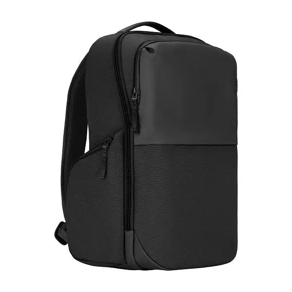 Incase A.R.C. Daypack With ReSpun 100% Recycled Polyester 24L Black
