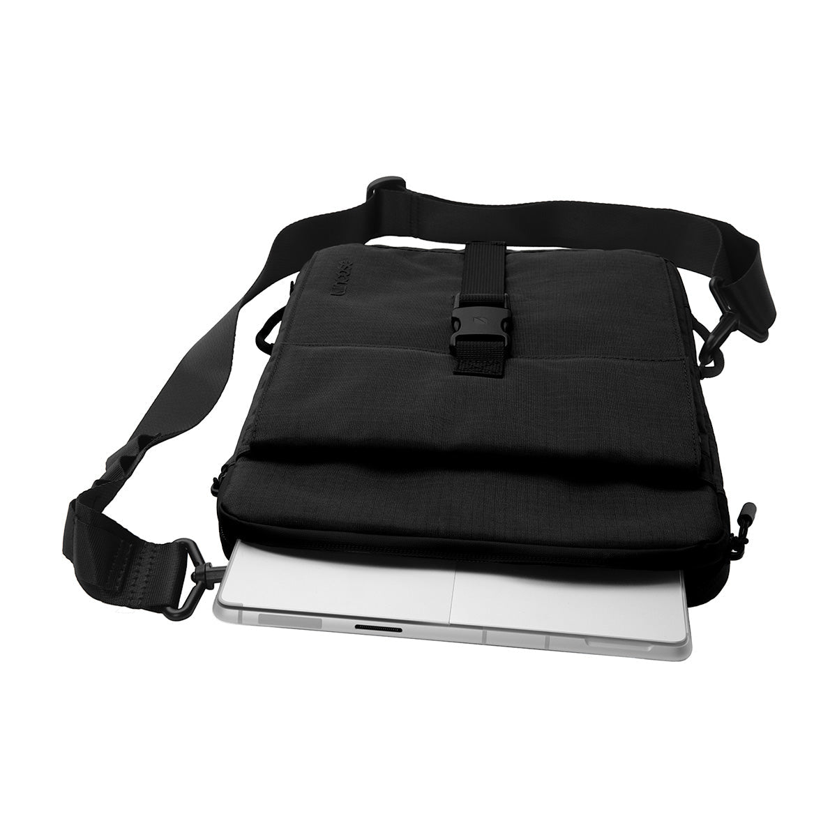 Incase Transfer 33 cm (13") Sleeve case Black