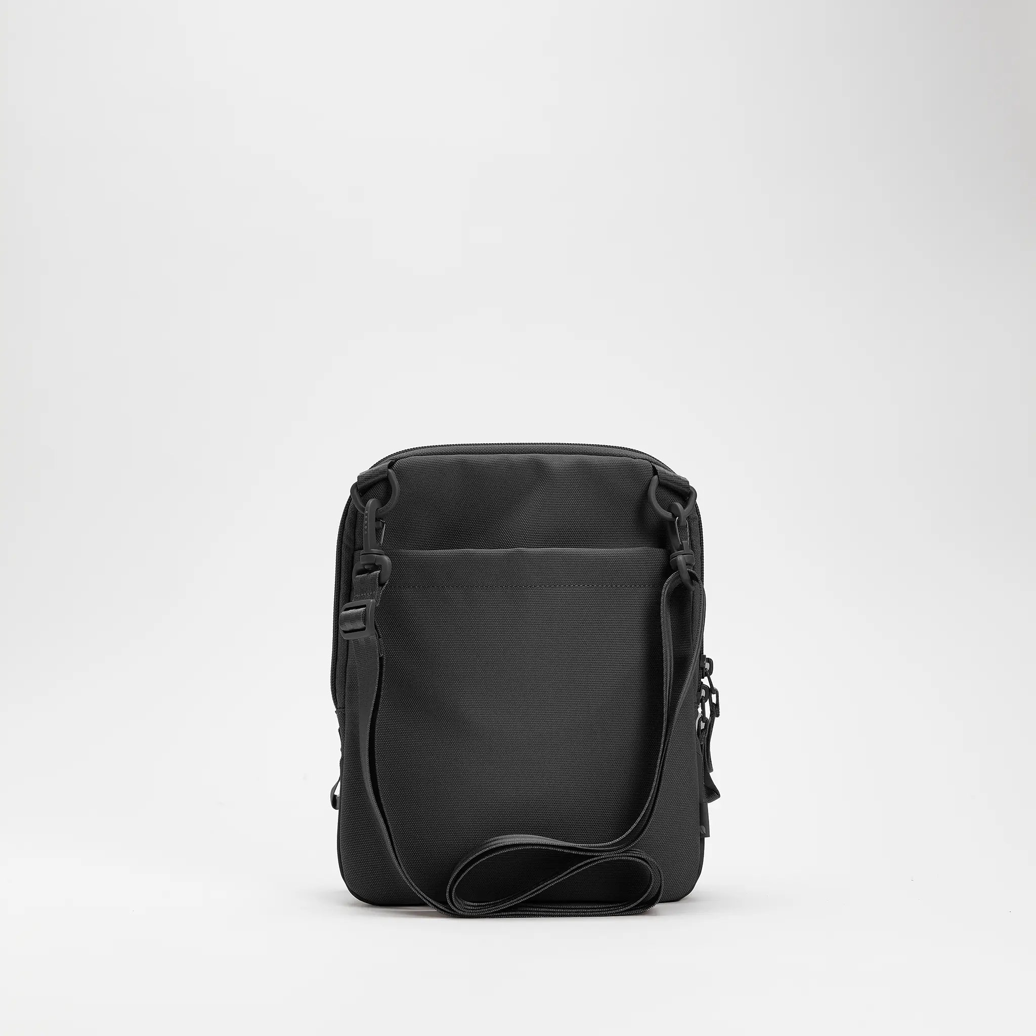 Incase INCO400719-BLK handbag/shoulder bag Recycled polyester Black Boy/Girl Cross body bag