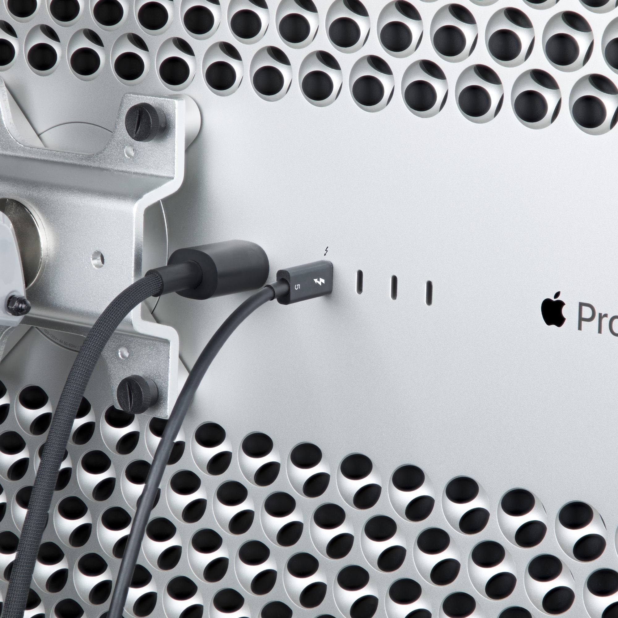 StarTech.com 3ft (1m) Thunderbolt 5 Cable, 80Gbps/Up to 120Gbps, 240W PD, 8K 60Hz, Certified Thunderbolt Cable - Compatible w/Thunderbolt 4/USB4/USB-C