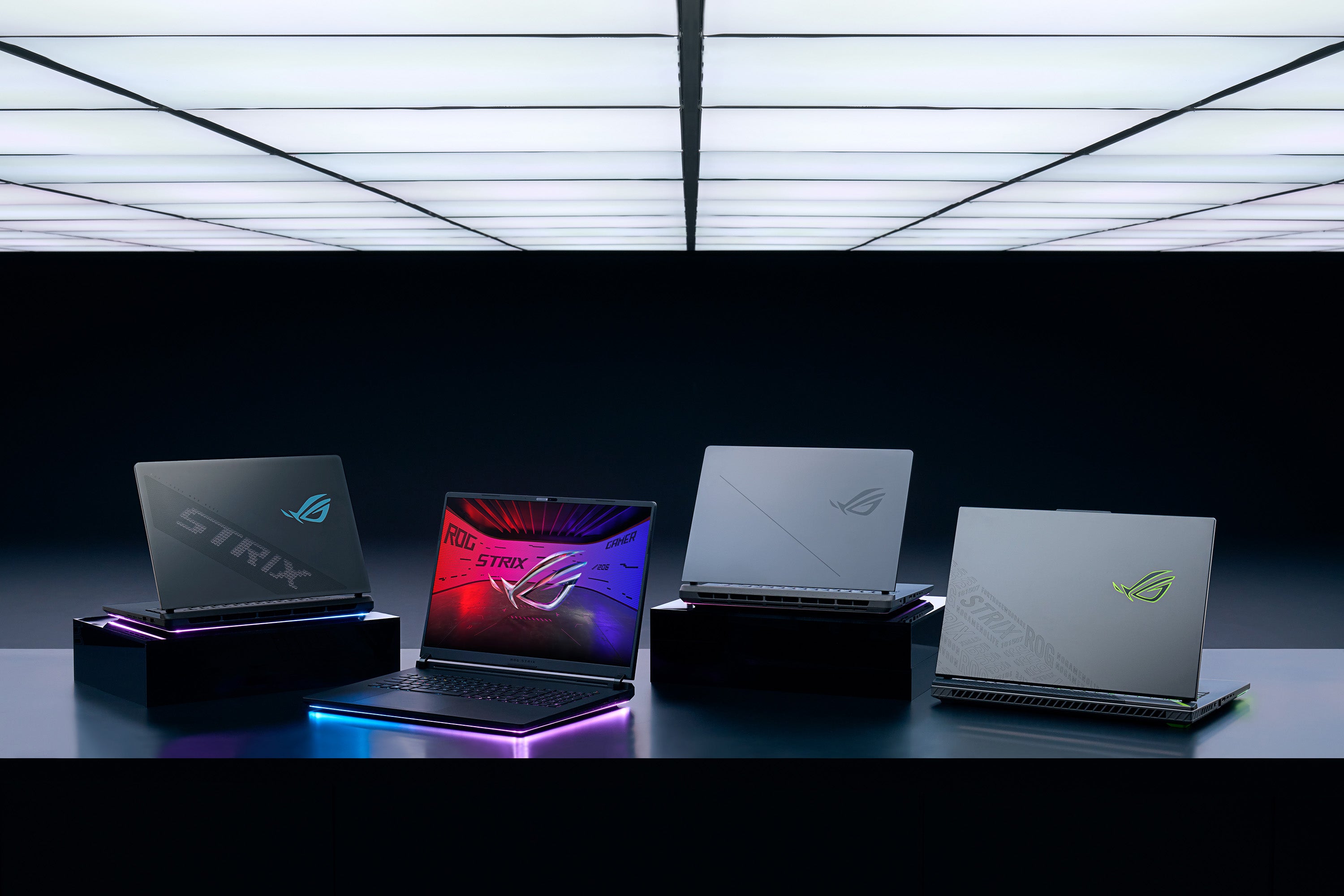 ASUS ROG Strix G16 G614PR-RV016W AMD Ryzen™ 9 7940HX Laptop 40.6 cm (16") WUXGA 16 GB DDR5-SDRAM 1 TB SSD NVIDIA GeForce RTX 5070 Ti Wi-Fi 6E (802.11ax) Windows 11 Home Black, Grey