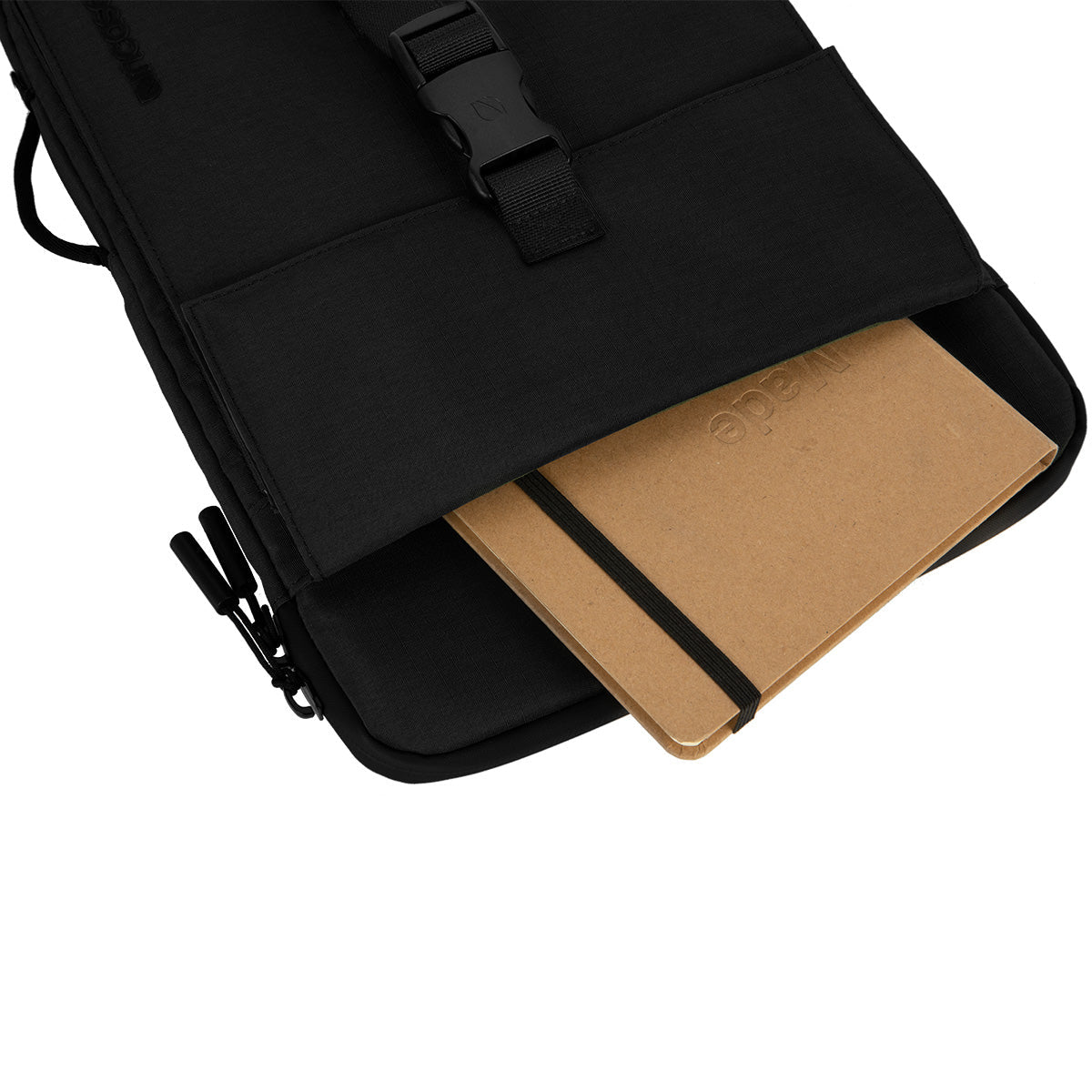 Incase Transfer 33 cm (13") Sleeve case Black