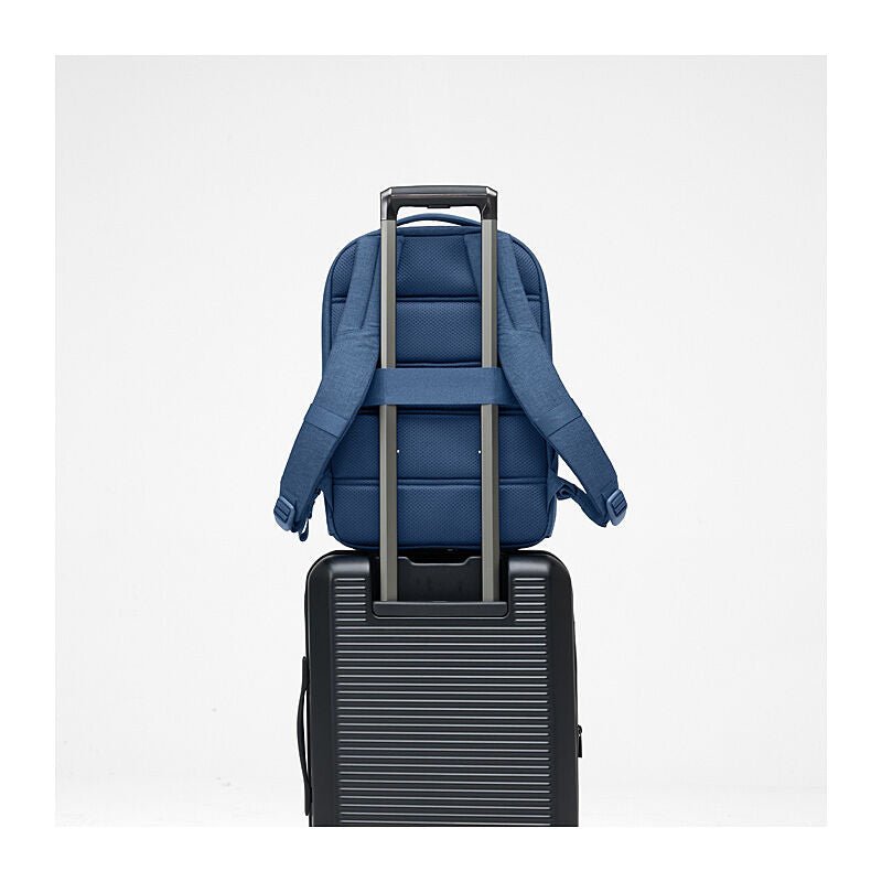 Incase INCO400801-NVY - Crosstown Backpack Navy - Soundz Store AUSTRALIA